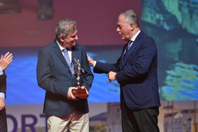 El alcalde de Sevilla, José Luis Sanz, en la XXXVIII Gala del Deporte.