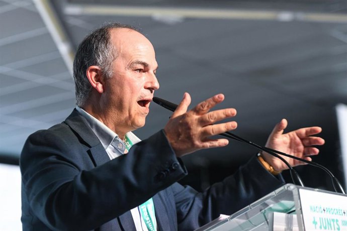 Archivo - El secretario general de Junts, Jordi Turull , durante el congreso de Junts, a 25 de octubre de 2024, en Calella, Barcelona, Catalunya (España). 
