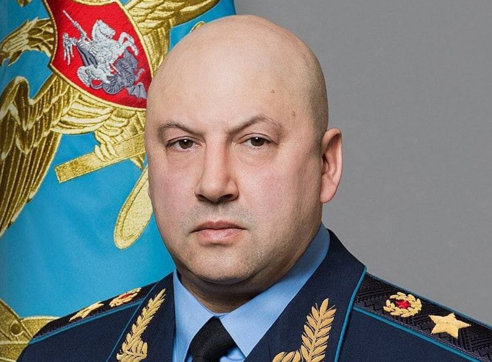 Archivo - General Sergei Surovikin, comandante de las fuerzas rusas en Ucrania