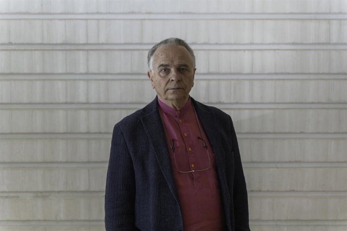 Archivo - El director de orquesta Mark Elder 