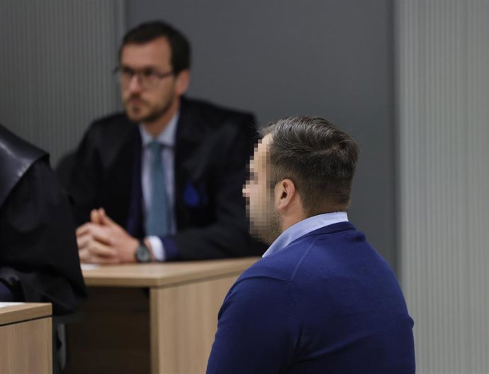 El acusado de un atropello múltiple durante un juicio en la Audiencia Provincial de Logroño, a 26 de mayo de 2025, en Logroño, La Rioja (España). 
