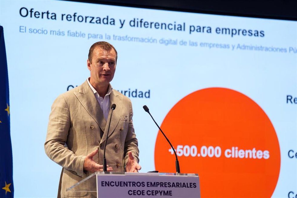 El CEO de Yoigo,, Meinrad Spenger, durante un encuentro empresarial CEOE-CEPYME, en la sede de la CEOE, a 28 de mayo de 2025, en Madrid (España). La jornada se desarrolla bajo el título: 'Telecomunicaciones y empresas: impulsando el crecimiento en la er