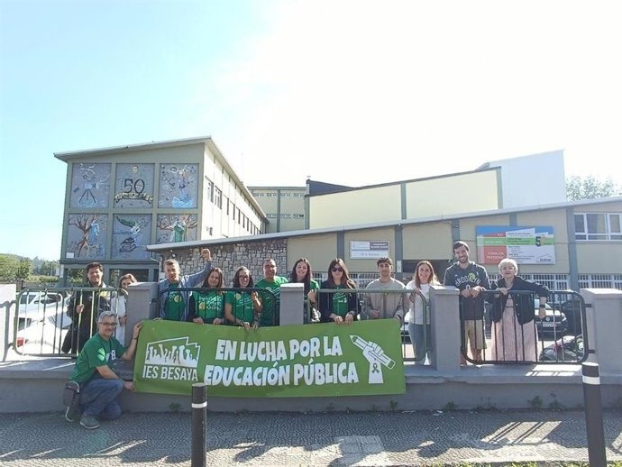 Profesores en huelga en Cantabria