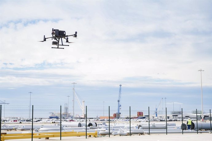 Un dron durant la prova