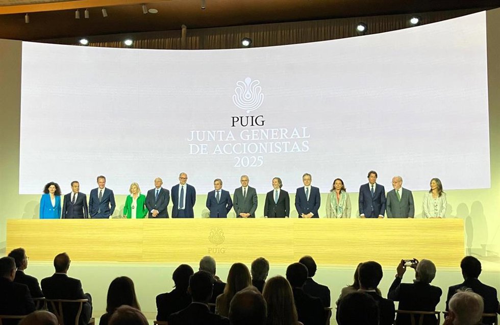 Los miembros del Consejo de Administración de Puig durante la Junta General de Accionistas 2025 de la compañía de belleza 'premium'.