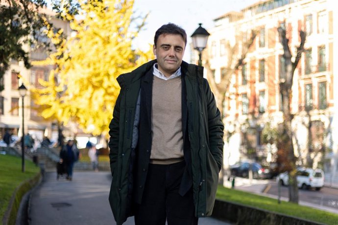 Archivo - El concejal del PSOE en el Ayuntamiento de Oviedo Javier Ballina.