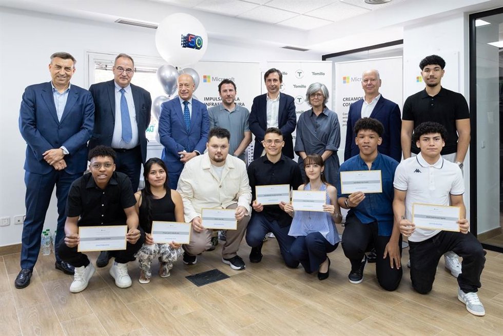 Microsoft y Fundación Tomillo impulsan la I Data Center Academy en España