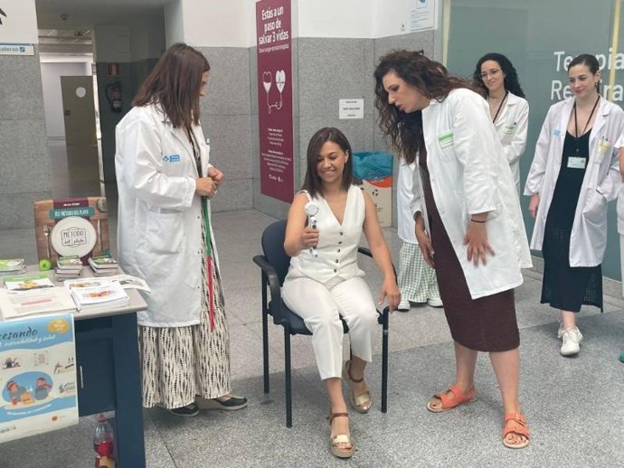 Profesionales del SERIS realizan hoy mediciones de la composición corporal y test funcionales en el Hospital San Pedro por el Día de la Nutrición