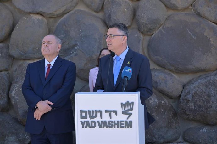 El ministro de Exteriores de Israel, Gideon Saar, durante unas declaraciones en Yad Vashem, el Museo de la Historia del Holocausto, en Jerusalén