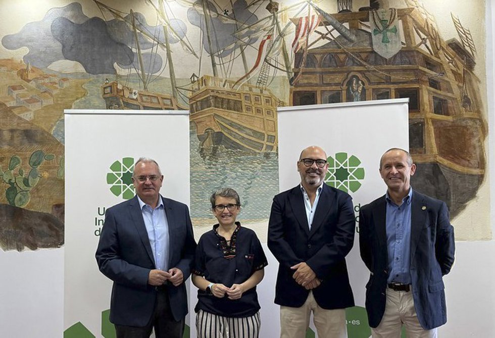 Presentación de los cursos 'Inteligencia Artificial (IA) y robótica en las profesiones profesiones sanitarias. Avanzando hacia dónde' y 'Peritación médica y odontológica' en la UNIA.