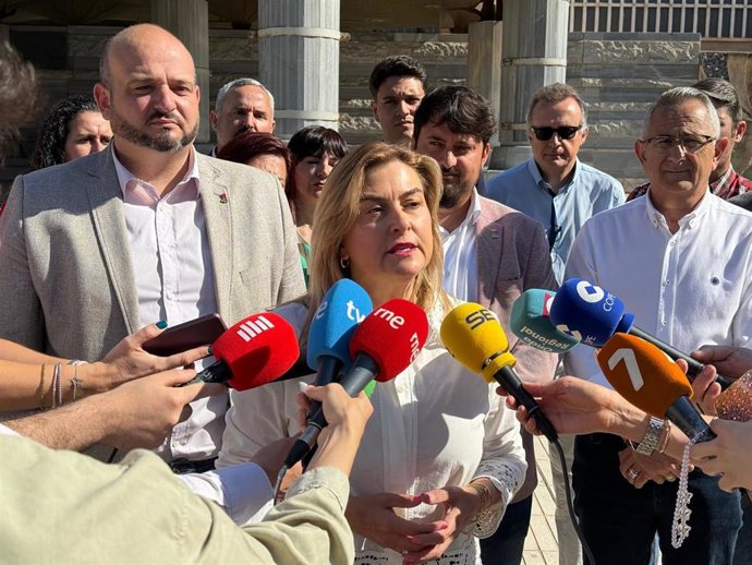 La portavoz del Grupo Parlamentario Socialista en la asamblea Regional, Carmina Fernández