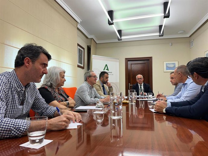 Reunión del jurado de los II Premios Taurinos de Jaén.