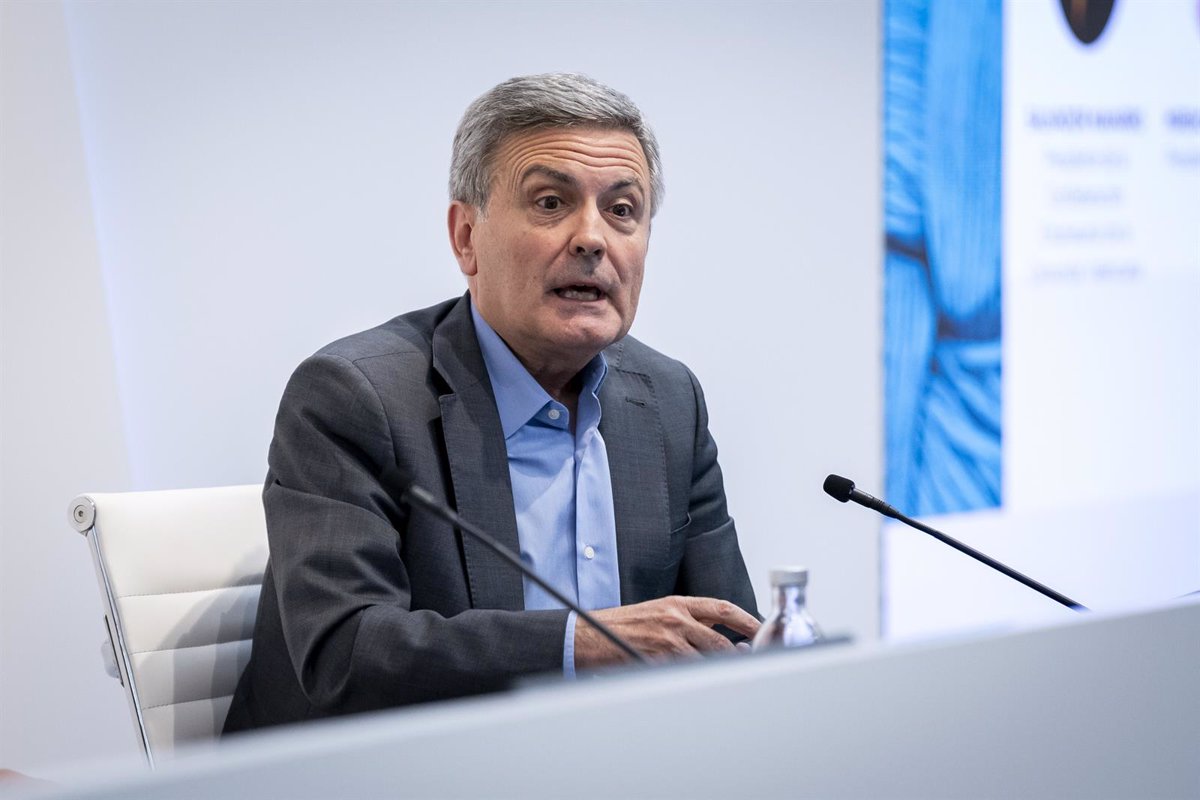 El presidente de Correos pide al Congreso que apoye el plan para revertir sus pérdidas