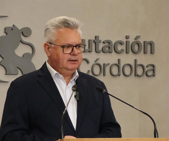 El portavoz del PSOE en la Diputación de Córdoba, Esteban Morales.