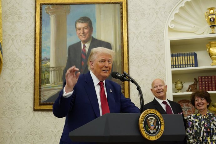 May 28, 2025, Washington, District Of Columbia, USA: United States President Donald J Trump makes opening remarks as he participates in a swearing-in ceremony for Fox News host Jeanine Pirro as interim US Attorney for the District of Columbia, in the Oval