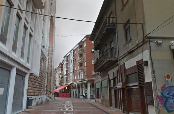 Archivo - Calle Serafín Escalante de Torrelavega