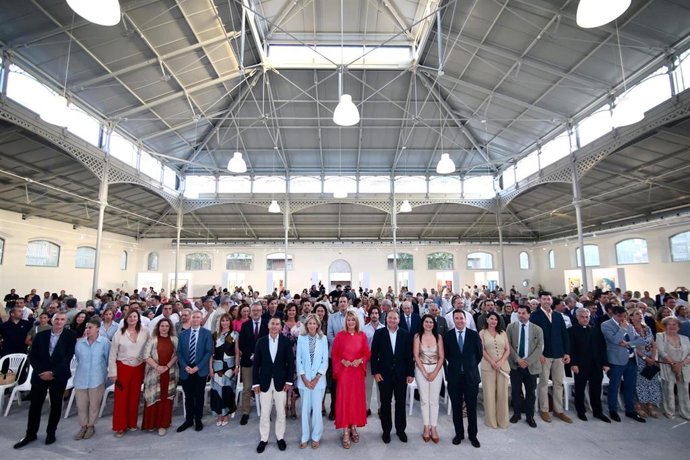 Inauguración del rehabilitado Cuartel de Santa Fe.
