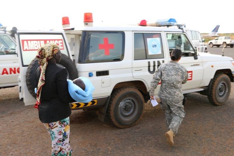 Archivo - Imagen de archivo de una ambulancia de la ONU en Sudán del Sur