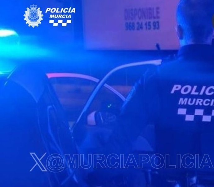 Imagen de la intervención llevada a cabo por la Policía Local