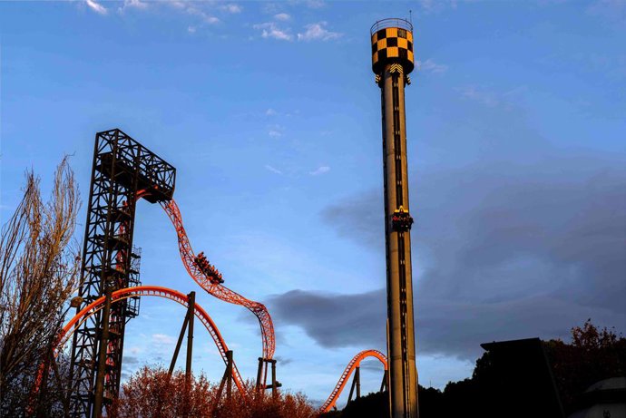 Parque de Atracciones y Parque Warner Madrid preparan un junio lleno de novedades y espectáculos
