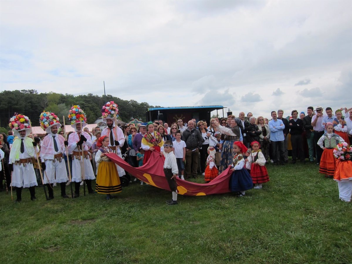 La campa de la Magdalena acoge este domingo el Día Infantil de Cantabria
