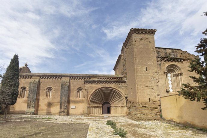 Archivo - Exterior del monestir de Santa Maria de Sixena
