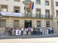 Cáceres guarda un minuto de silencio por la última víctima de la violencia machista en Aldeanueva del Camino