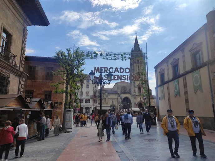 Archivo - Feria de la Ascensión, en Oviedo