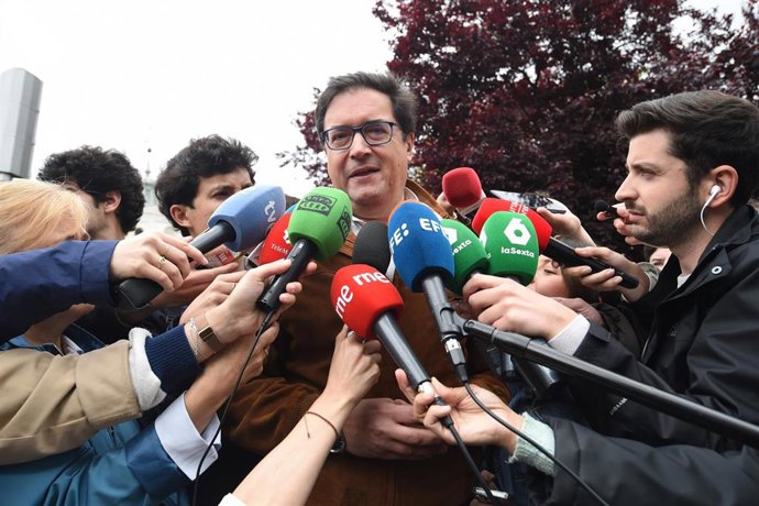 El secretario general del PSOE de Madrid y ministro para la transformación Digital y de la Función Pública, Óscar López.