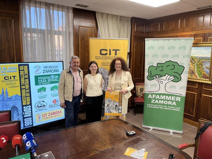 Presentación de la recreación histórica de la investidura de caballero de Afonso Henriques en Zamora.