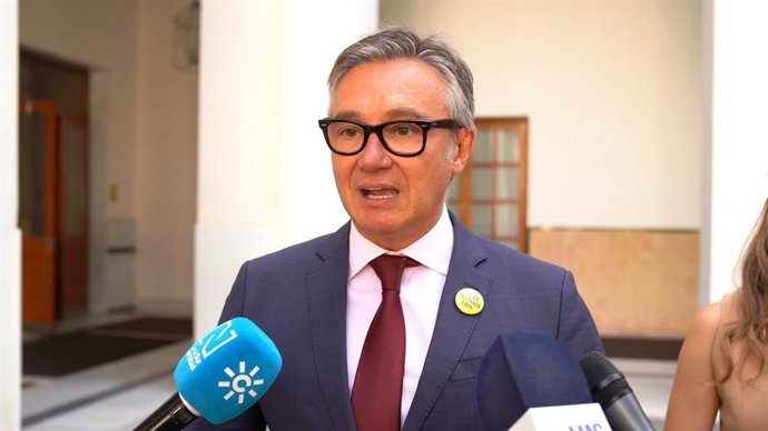 Manuel Gavira, este jueves en el Parlamento andaluz