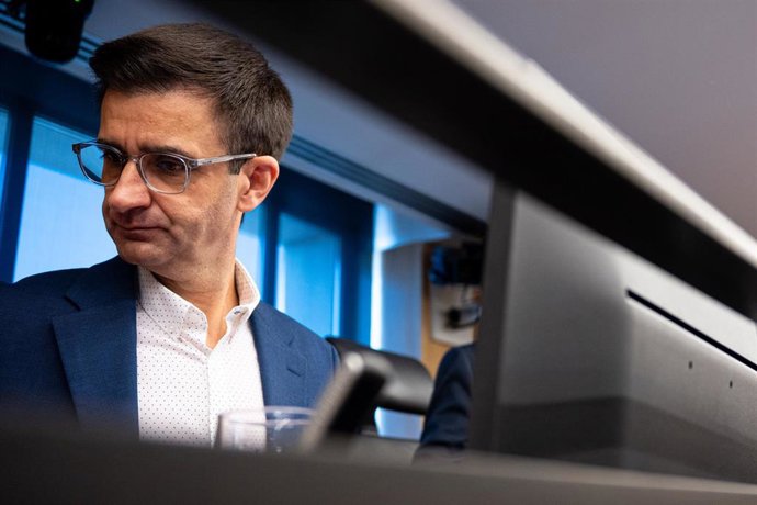 El presidente de RTVE, José Pablo López, comparece durante la Comisión Mixta de Control Parlamentario de la Corporación RTVE y sus Sociedades, en el Congreso de los Diputados, a 29 de mayo de 2025, en Madrid (España). Durante la comisión, ha informado a l