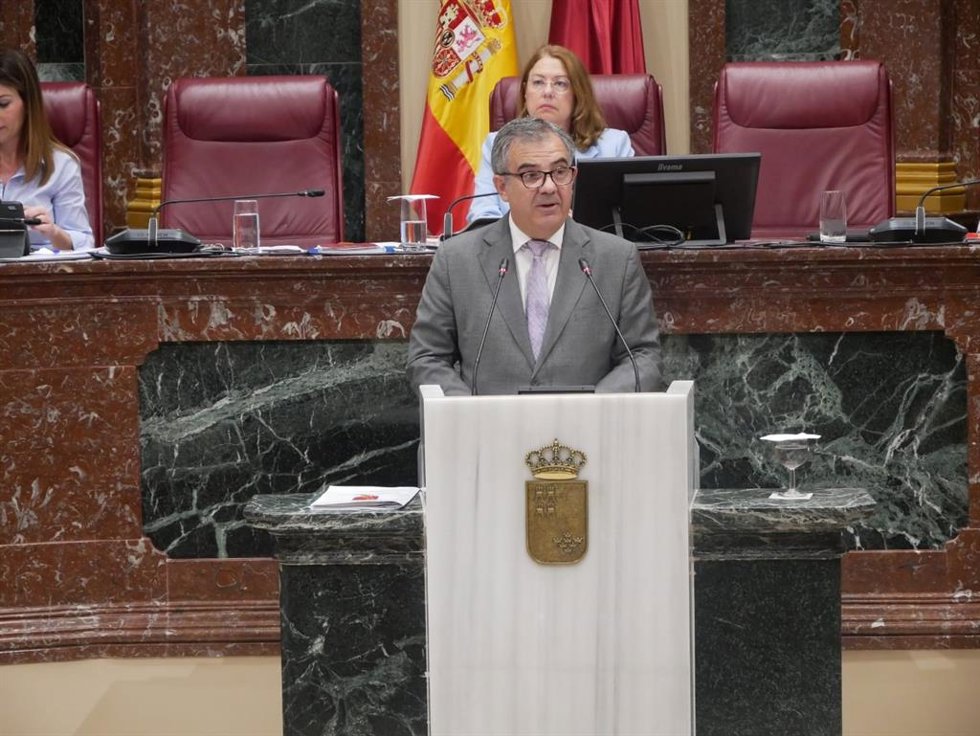 El consejero de Medio Ambiente, Universidades, Investigación y Mar Menor, Juan María Vázquez
