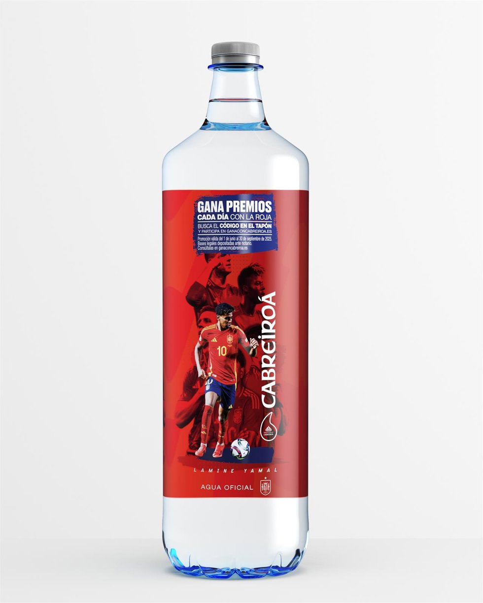 Botella de agua de la marca Cabreiro, en colaboración con la RFEF.
