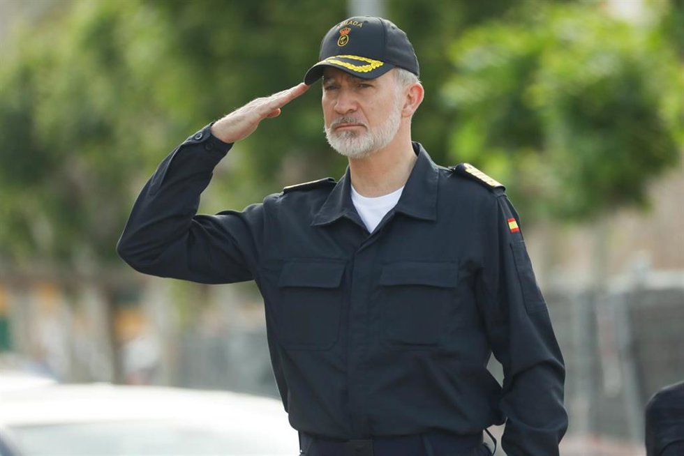 El Rey Felipe VI durante su visita el submarino "Isaac Peral" S-81, en el Arsenal Militar de Cartagena, a 19 de mayo de 2025, en Cartagena, Región de Murcia (España). El 'Isaac Peral' fue amadrinado por la Princesa de Asturias, Doña Leonor de Borbón, el