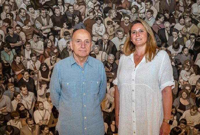 El Ayuntamiento homenaje al artista Curro González con una exposición el Espacio Santa Clara.