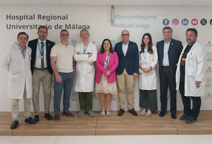 Han asistido el delegado de Salud, Carlos Bautista; el director médico del Hospital Regional, Fernando Salgado Ordóñez; y el coordinador del Plan Andaluz de Enfermedades Raras, Javier Blasco, entre otros.