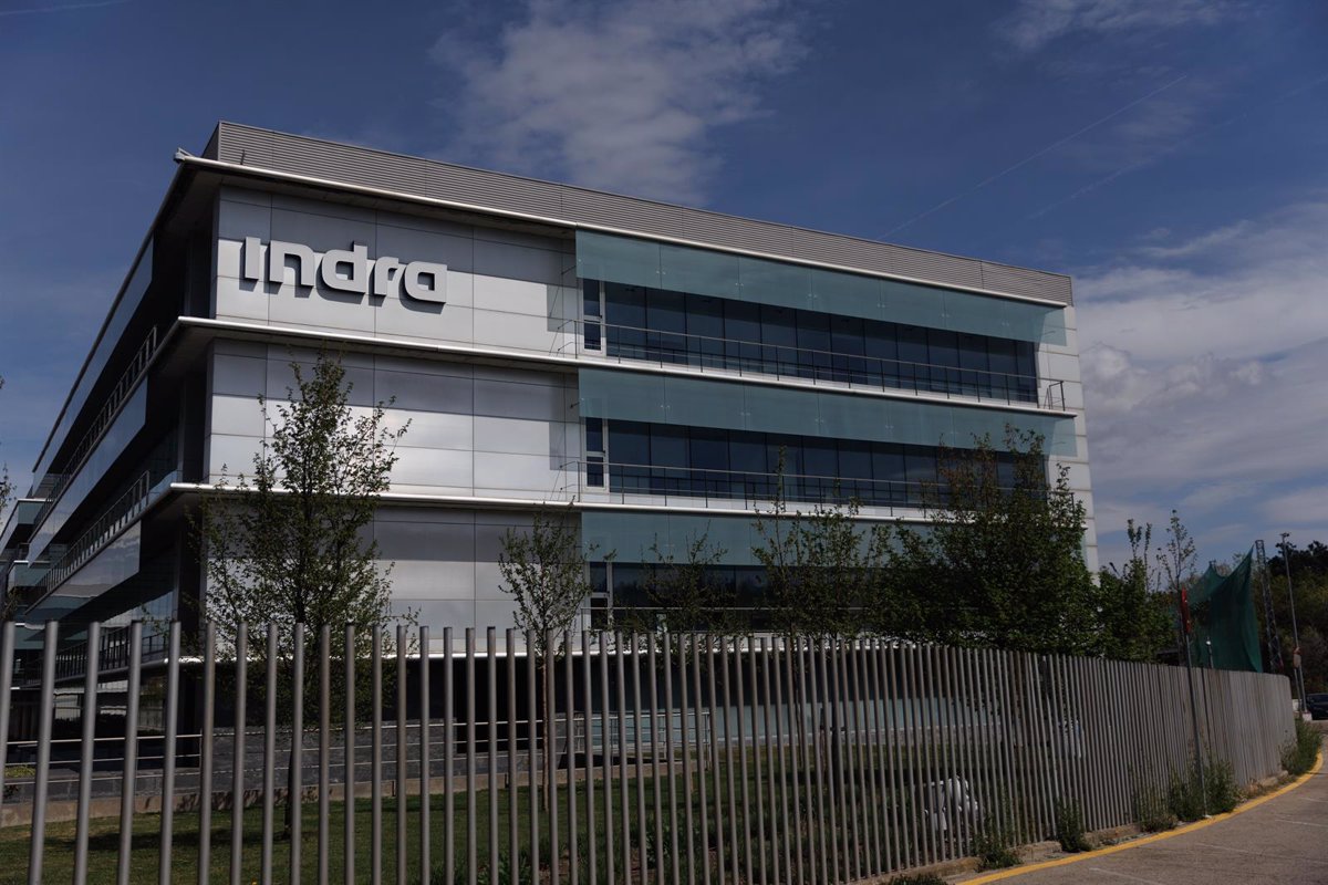Indra ofrece en torno a 2 millones a Duro Felguera por  El Tallerón  y tendrá capacidades propias en blindados