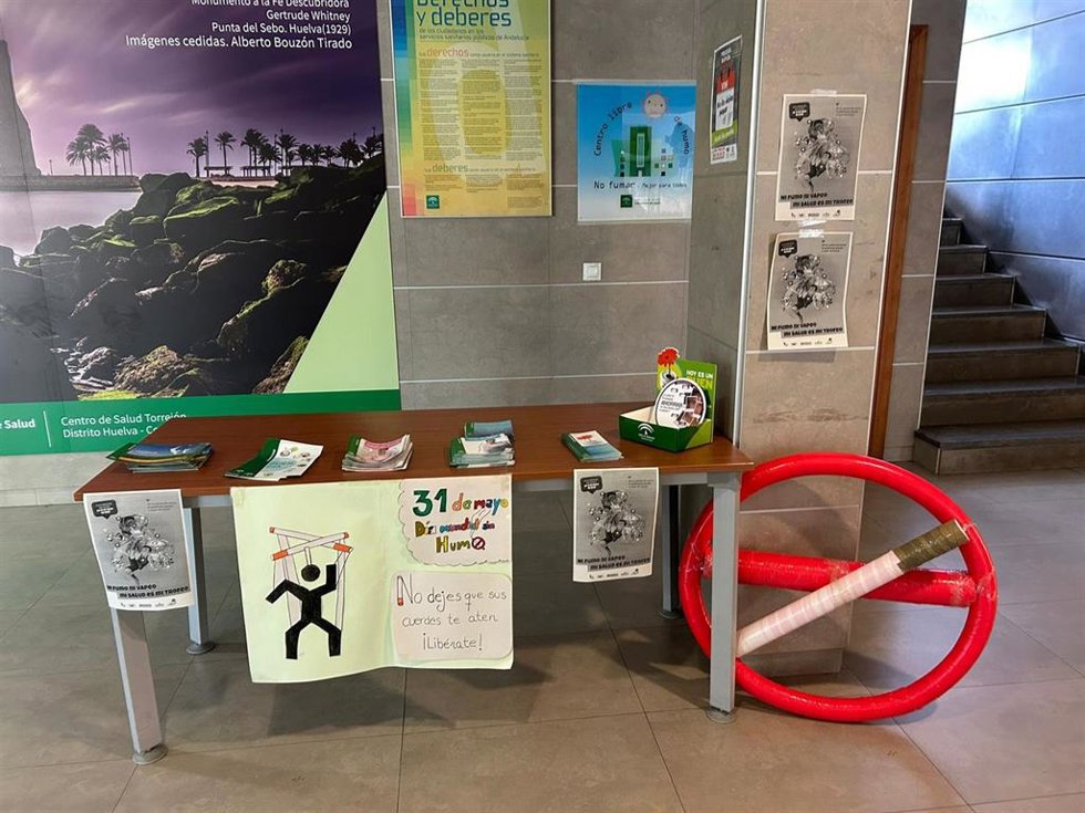 Semana Sin Humo en el centro de salud El Torrejón de Huelva capital.