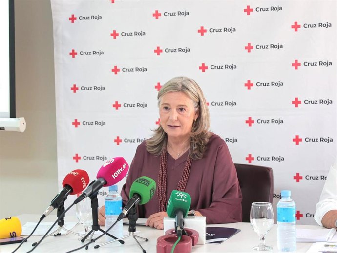 La presidenta de Cruz Roja en Sevilla, Marta Vilches.