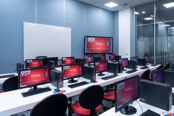 Acceso a formación gratuita en España para todos los sectores con MisCursosyFormación