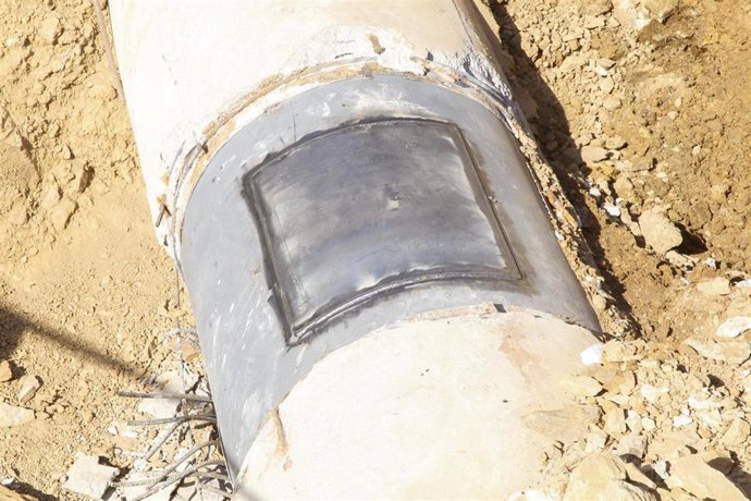 La Empresa De Aguas De La Mancomunidad De Municipios De La Costa Del Sol Occidental, Acosol, Prevé Que El Suministro Vuelve Este Mismo  Jueves A La Zona De Benalmádena (Málaga) Afectada Por La Rotura De Una Tubería.