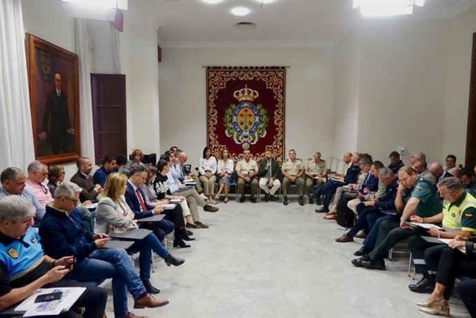 Anuncian retricciones al tráfico con motivo de los actos previstos por el Día de las Fuerzas Armadas en Santa Cruz