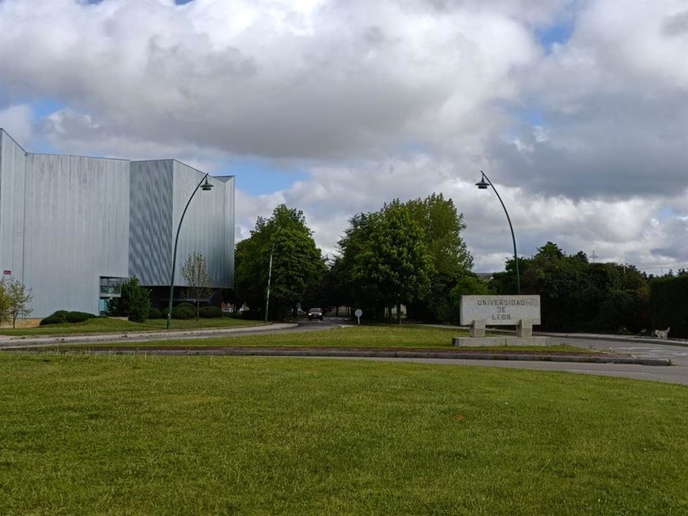 Entrada al Campus de Vegazana, en León capital, de la ULE