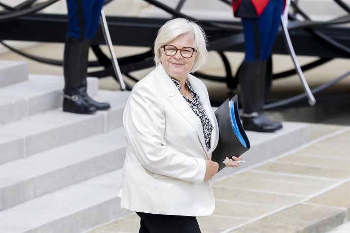 7 de maio de 2025, Paris, França, França: Paris, França, 7 de maio de 2025 - Reunião semanal do gabinete no Palácio do Eliseu - Catherine Vautrin...POLITIQUE, ELYSEE, CONSEIL DES MINISTRES.