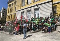 El seguimiento de la huelga docente supera el del miércoles