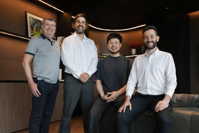 De izda a dcha: Ron Gourlay, Javier Solís, Kiat Lim y Carlos Corberán