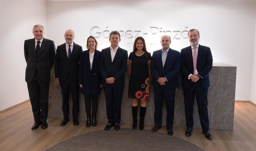 Archivo - Pérez-Llorca anuncia su entrada en el mercado colombiano mediante la integración con Gómez-Pinzón
