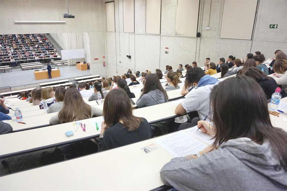 Un total de 4.114 aspirantes se han inscrito a la OPE de Enfermería para optar a una de las 248 plazas en Navarra