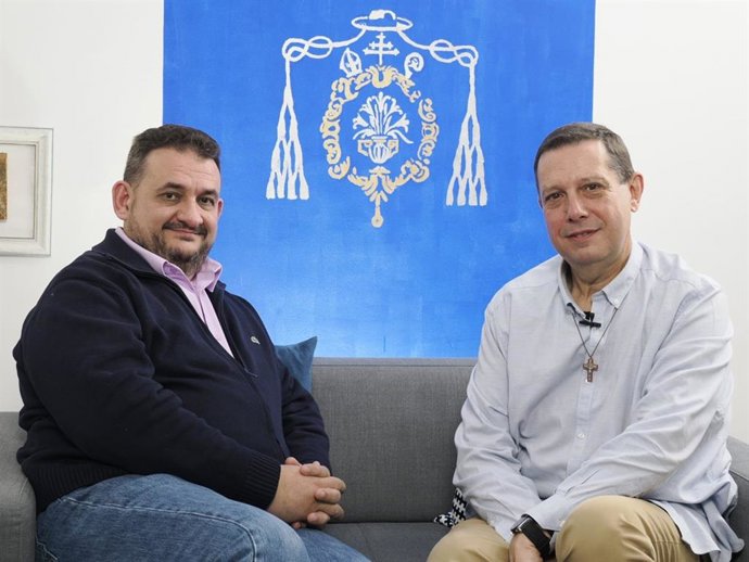 Los futuros diáconos José María Sánchez y Felipe Olmedo.